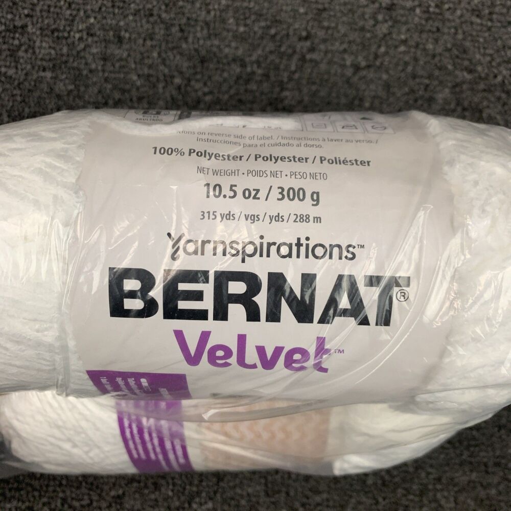 Lot Of 2 Bernat Velvet Big Ball Yarn White 10.5oz 315yds Each New - Picture 2 of 6